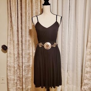 𝅺Forever 21 | Pleated Black Dress